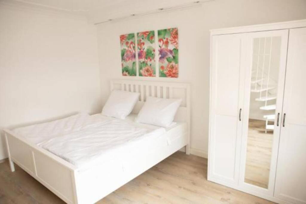 Вилла Bruehl Mitte, Neu Renoviertes Haus Экстерьер фото