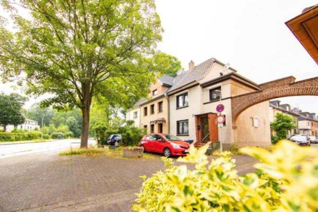 Вилла Bruehl Mitte, Neu Renoviertes Haus Экстерьер фото